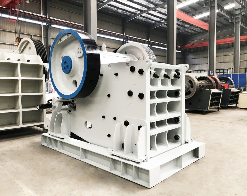 Европейская щёковая дробилка серии C экспортируется в Кению, Африка