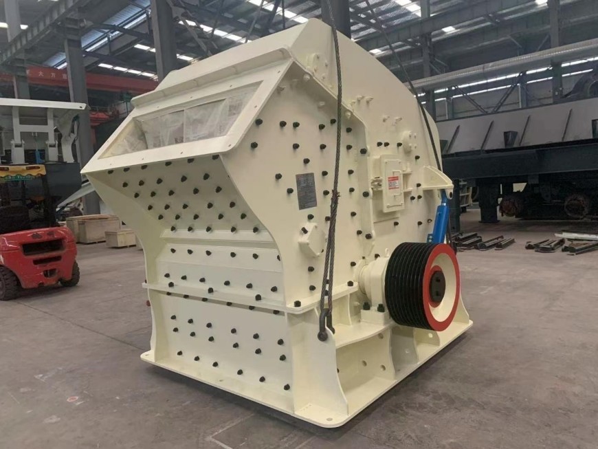 Производственная линия для дробления известняка мощностью 150 т/ч отправлена ​​в Россию